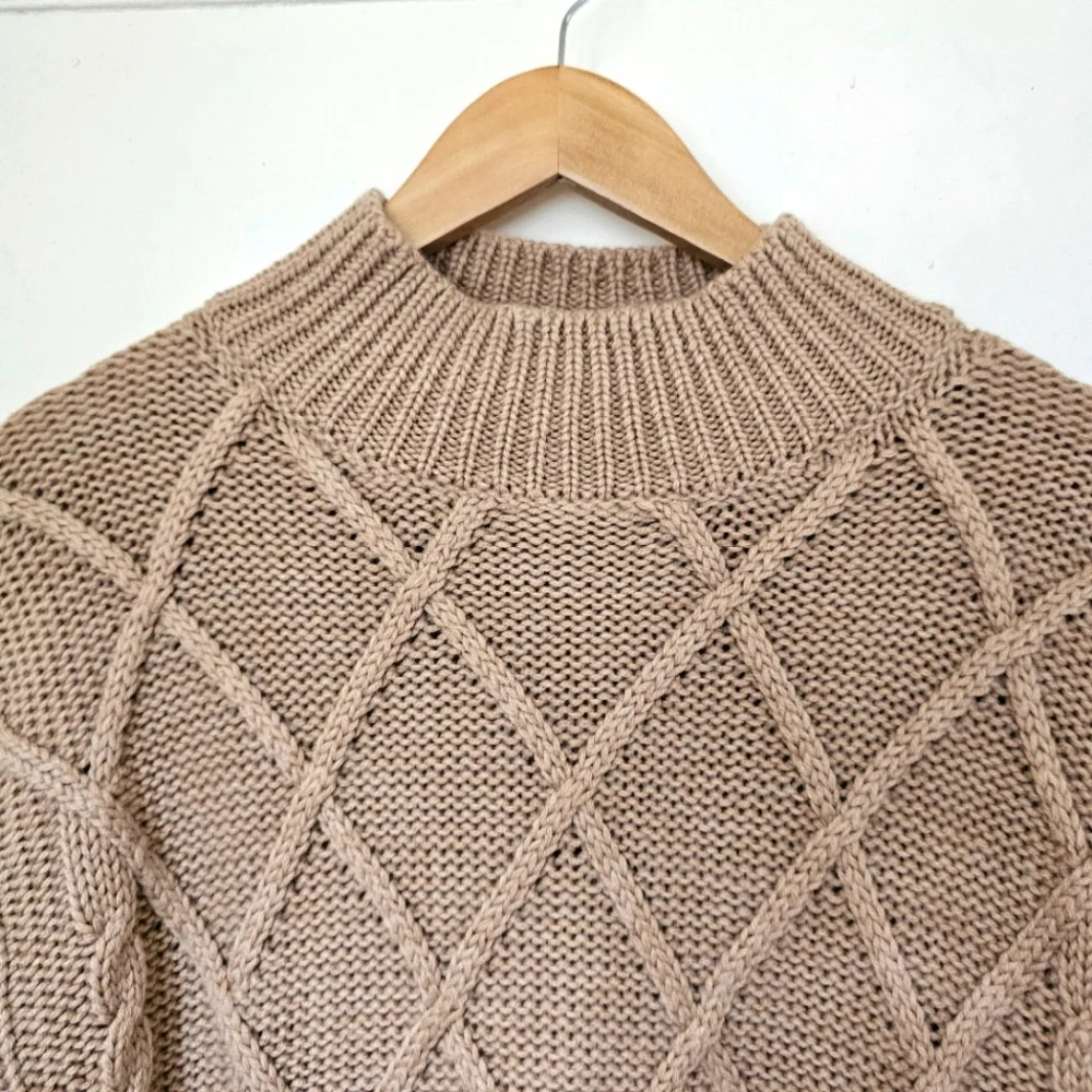 NWOT•Amour Vert wool sweater (L) - Picture 8 of 12